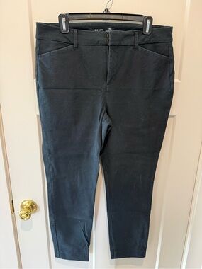 Old Navy Black Skinny Ankle Pants